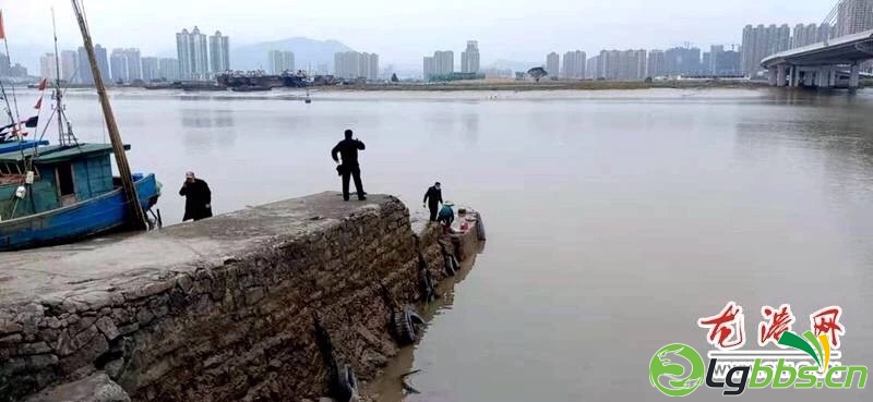 FqZDdEWfuoi3UWfLyYzGBN1oDg1H.jpg