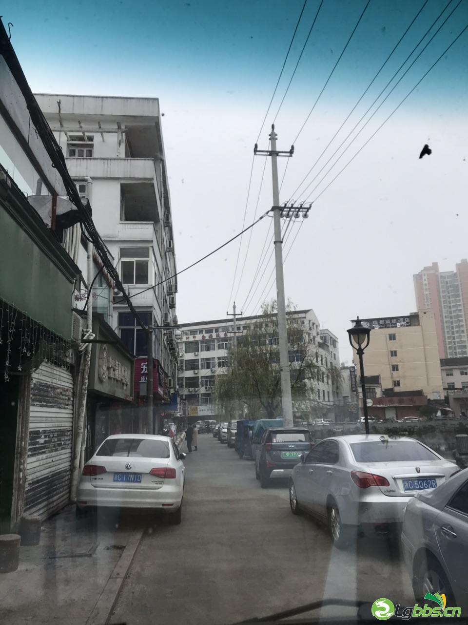 FtBI_hCEIZRXphPen0QF5itlhS15.jpg