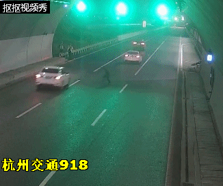 134645kiw5kswoo2skdpsp.gif