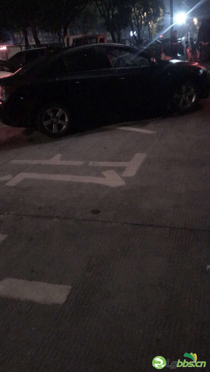 FtieUgbK3mom6tSQxpeGfos3CLtT.jpg