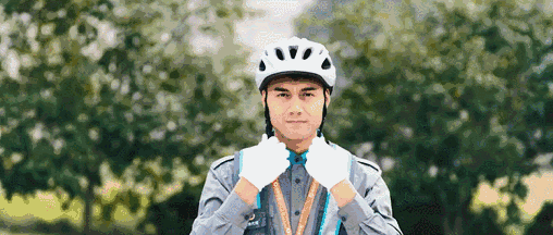082805mehajt2cjacarcrw.gif