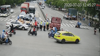 092815hulf6esgmgu6su00.gif