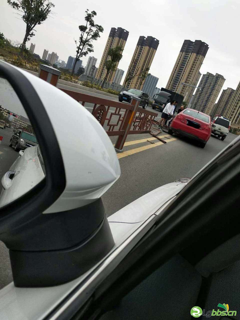front1_0_FuzhlDfKTCrPo16S2mAByMR0Qr22.1603935479.jpg