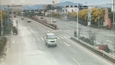 141550g3hd4afn9hcb6rc7.gif