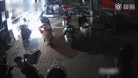 041910xq2qmgqq171je8dq.gif
