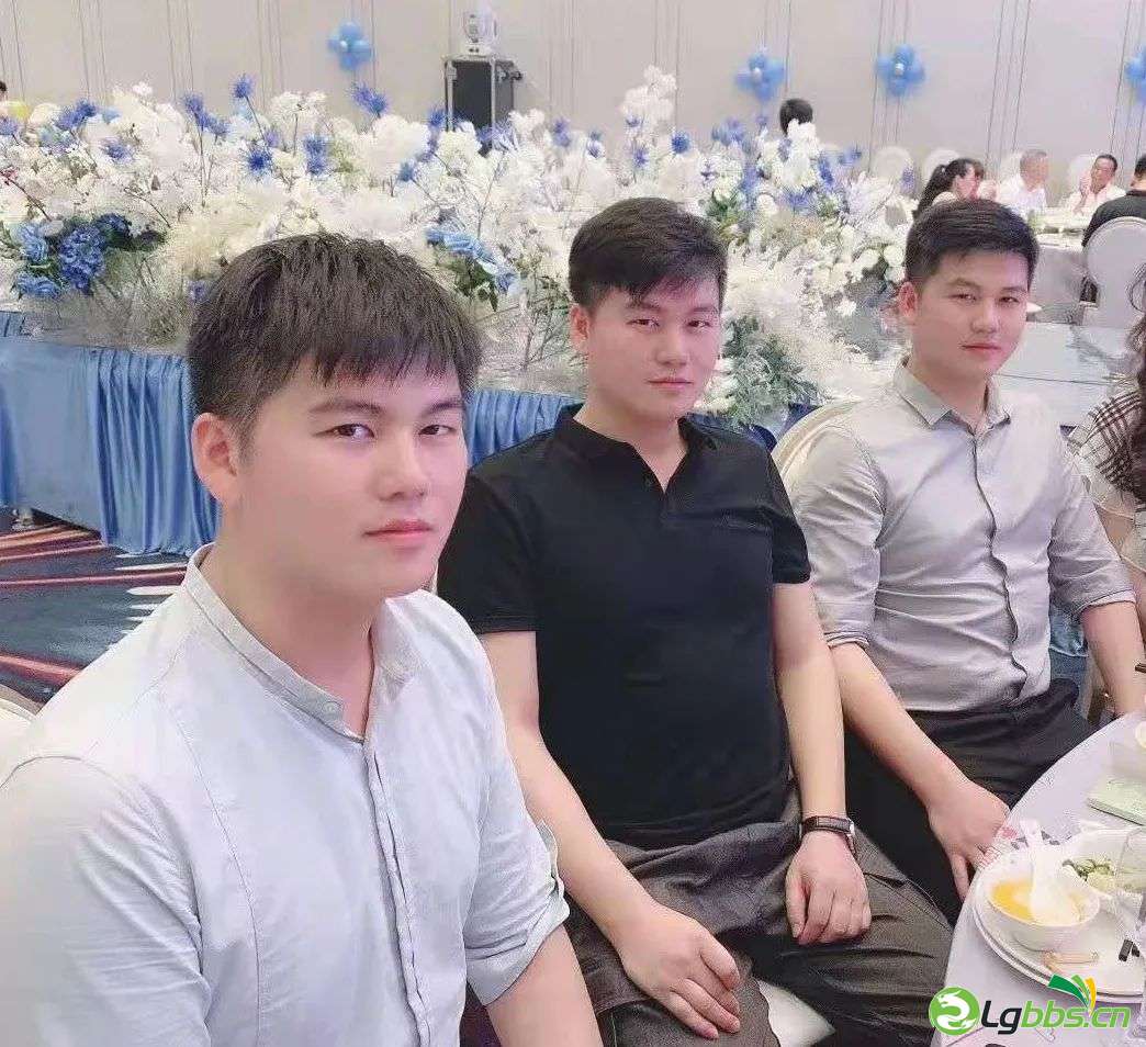 014205ukmkbfp99wpki387.jpeg