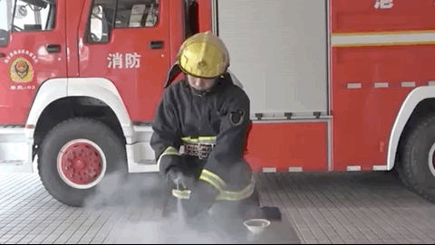 060103w2m7cvmj7j9v1jxm.gif