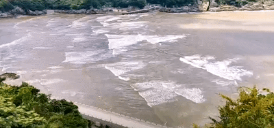 165928b3iyxx8itt6rrix6.gif