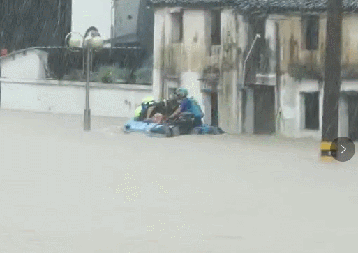093404aas6a7au6u99s54y.gif