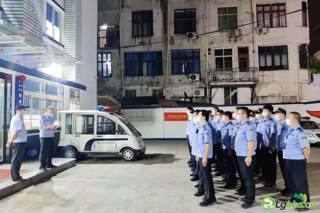 042159qhzalttrqzozl8gy.jpeg