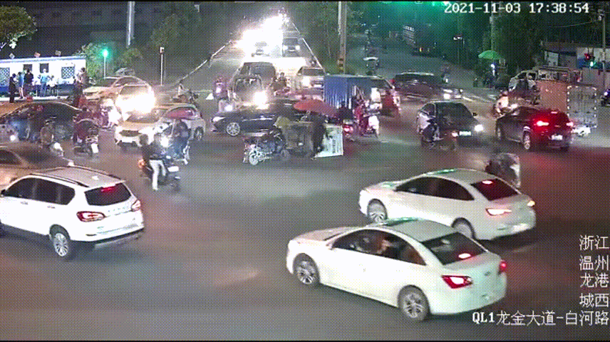 083157m42k76ds7j47977t.gif