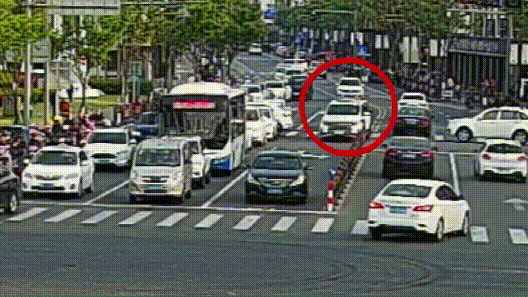 093051unarnyzlmtd6nrxr.gif