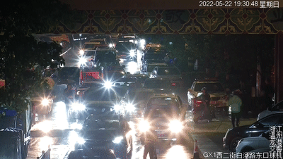084601v7m7yksc03k0somm.gif