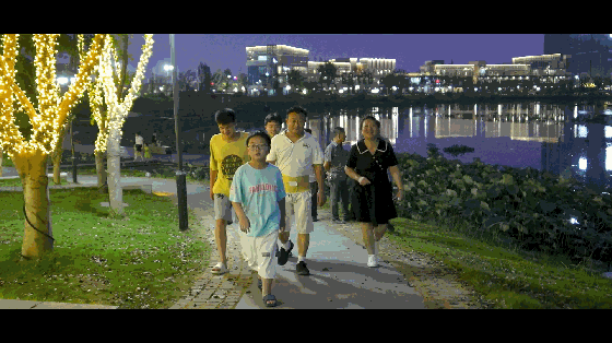 121915ih930mlx9hlxxhcz.gif