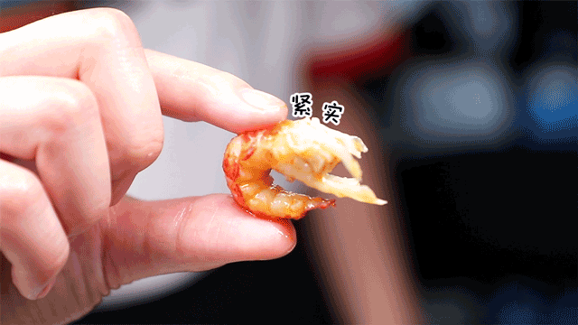 084157fz7bx4yv7xhaa0z4.gif